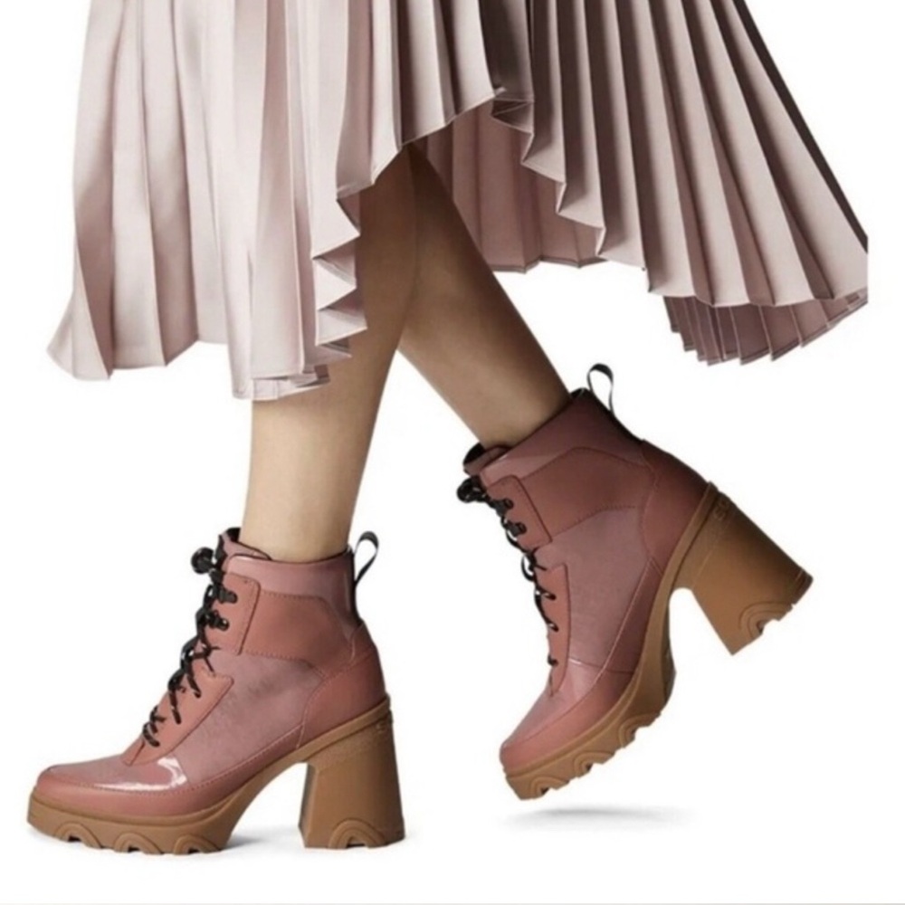 Sorel Brex Heel Lace Lux Woman's Waterproof Ankle
Boot Pink Sandy Clay Size 7